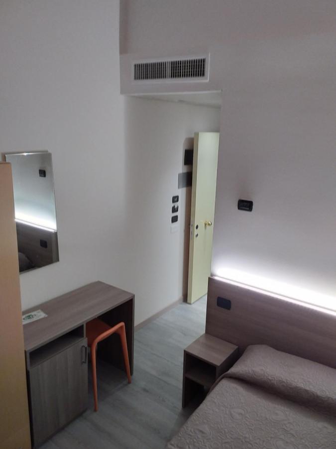 Hotel Alle Scuole New Curtarolo Bagian luar foto